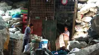 Perjuangan Si Jambul di Balik Niat Umrahkan Pemulung