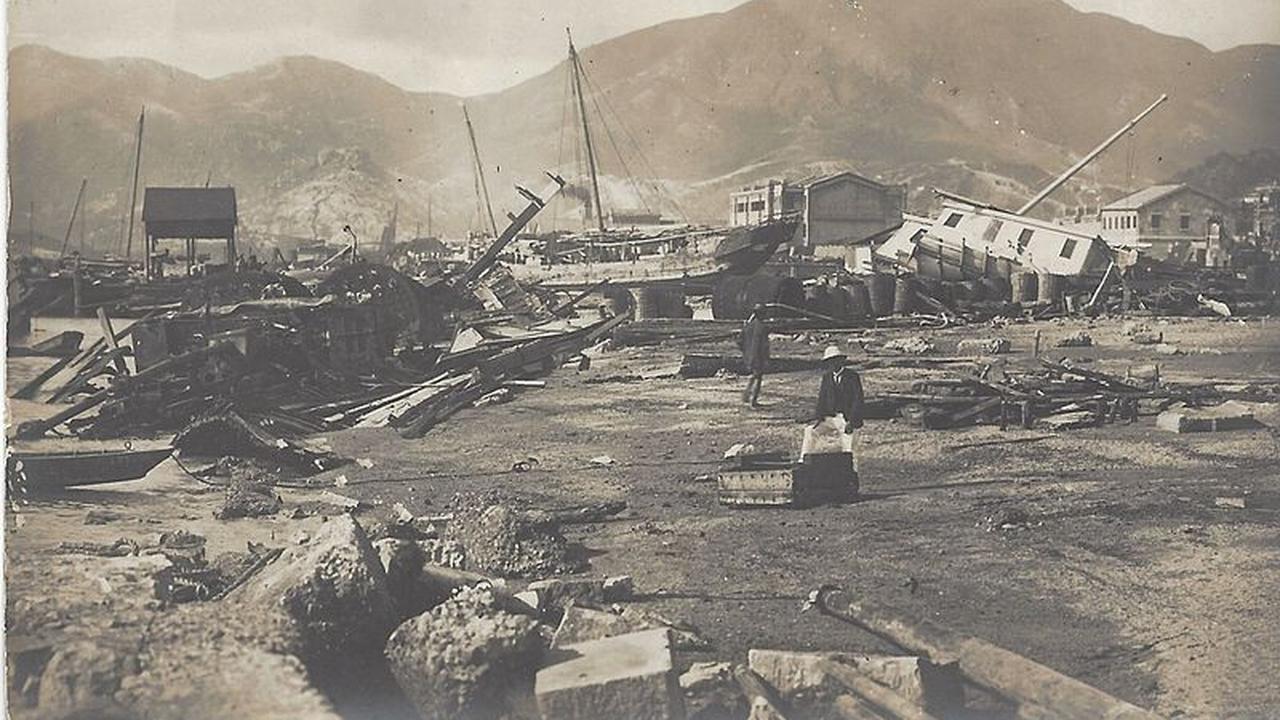 Kondisi pasca-topan dahsyat di Hong Kong pada 1906 (Wikimedia Commons)
