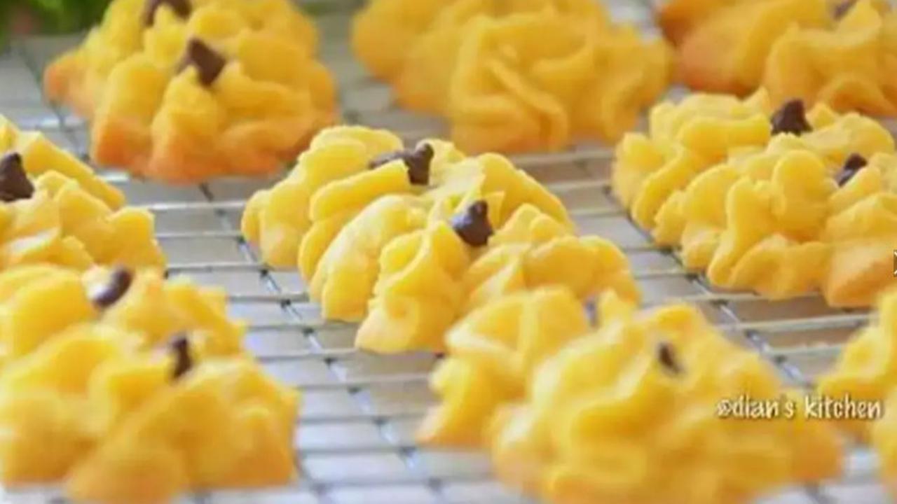 kue semprit