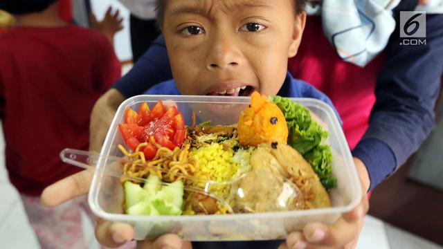 Anak Berkebutuhan Khusus dan Disabilitas Belajar Menghias Bekal Nusantara