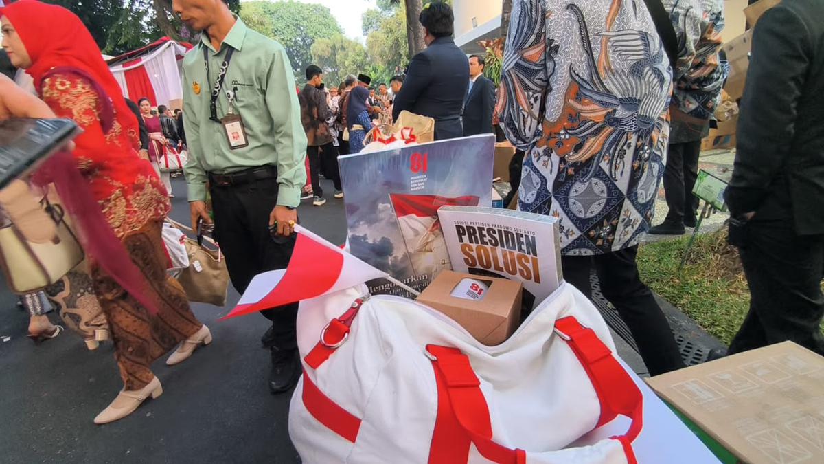 Isi Suvenir HUT ke-81 RI di Istana, Ada Buku Prabowo hingga Kelereng