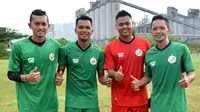Empat pilar anyar Semen Padang di Liga 2 2018. Dari kiri ke kanan, Ngurah Nanak, Afriansyah, Guntur Pranata, dan Rachmat Afandi. (Bola.com/Arya Sikumbang)