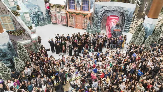 Nuansa Magis dalam Perayaan Tahun Baru di Bandara Changi, Mau Coba?