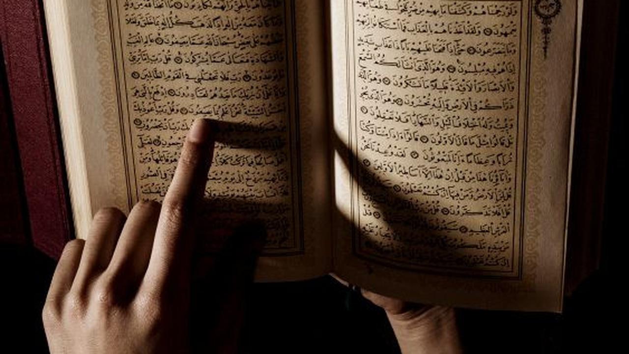 <b>Cara Mengamalkan Surat Alam Nasyrah untuk Kekayaan</b>