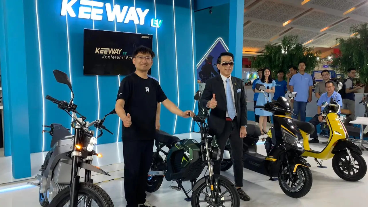 PT Benelli Motor Indonesia meluncurkan motor listrik di PEVS 2024