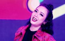 5 Pesona Soimah Berbalut Gaun Putih dengan Rambut Terurai Panjang, Elegan dan Mewah