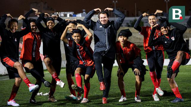 Foto: Pemain Korea-Korea Selecao Nikmati Berlatih di Dinginnya Malam Portugal
