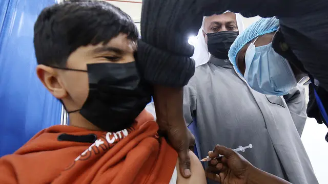 Kuwait Mulai Vaksinasi Covid-19 Anak-Anak