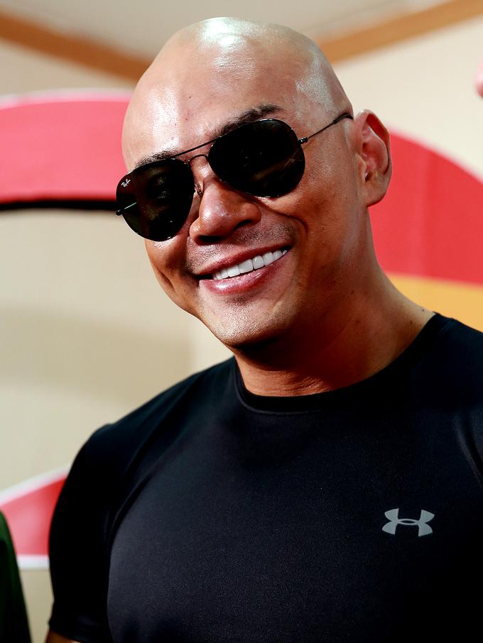 Pujian dan Kritik Deddy Corbuzier untuk Film Brush with ...