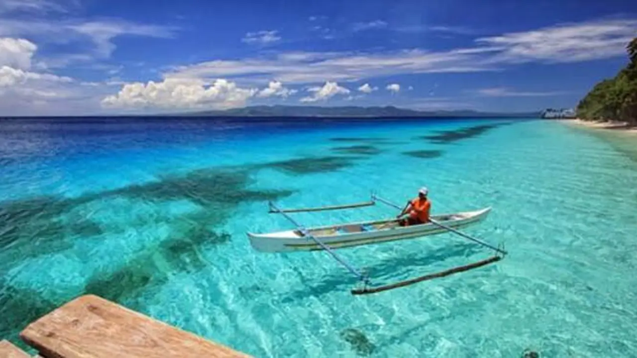 Ini Dia 10 Pantai Seksi di Ambon yang Menggoda Mata