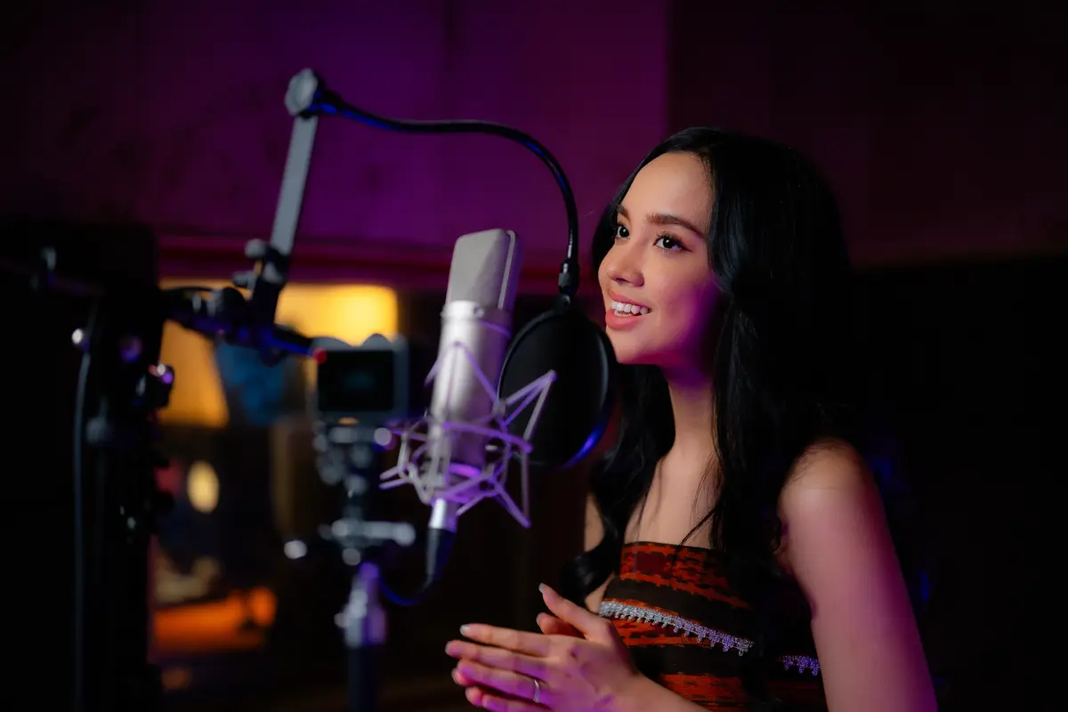 "Jauh Di Sana" resmi diluncurkan sebagai soundtrack versi bahasa Indonesia dari film animasi "Moana 2" oleh Lyodra (Dok/Disney Indonesia/Moana 2)