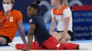 Simone Biles, dari Amerika Serikat, melakukan peregangan sebelum final balok keseimbangan saat senam artistik di Olimpiade Musim Panas 2020 di Tokyo, Jepang, Selasa (3/8/2020). (AP Photo/Natacha Pisarenko)