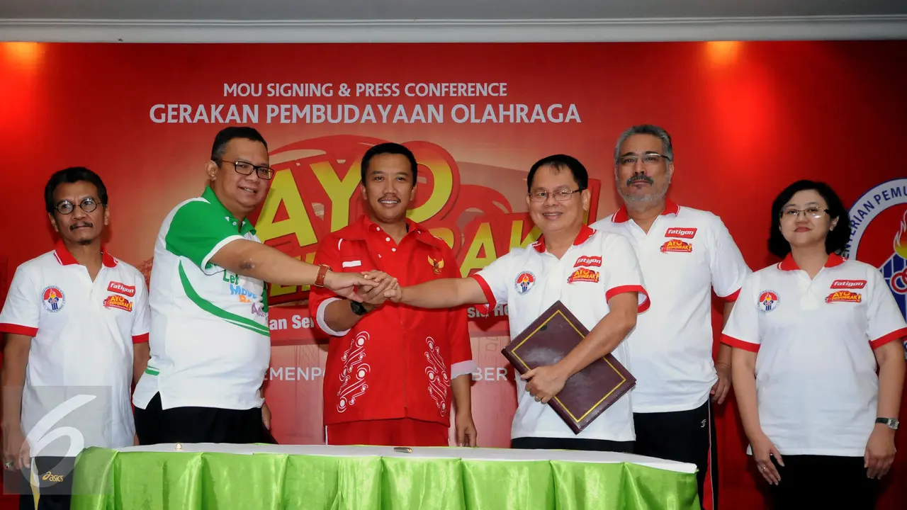 20151127-Kemenpora dan PT Kalbe Farma Luncurkan Program Ayo Bergerak!-Jakarta