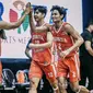 Hendrik Yonga (kanan) membawa Patriots menang di laga pertama IBL 2021 (Dok IBL)