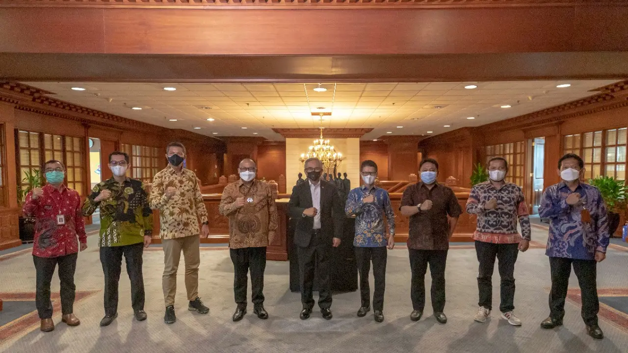 Otoritas Jasa Keuangan (OJK) bersinergi dengan Hipmi percepat pemulihan ekonomi.