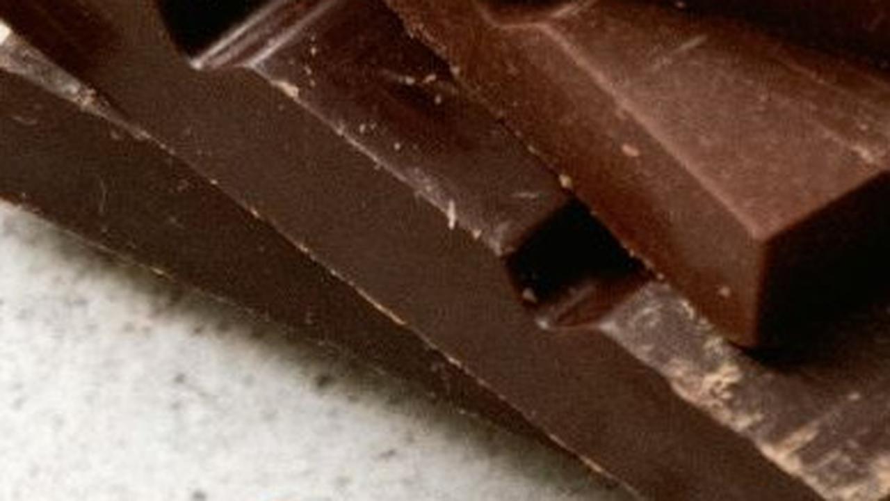 1. Coklat<br>