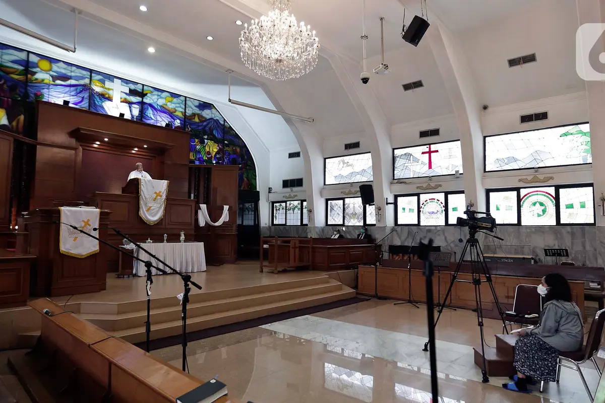 Suasana Misa Online Kenaikan Yesus Kristus di Tengah Pandemi