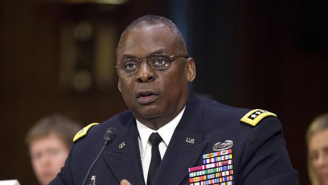 Joe Biden tunjuk Lloyd Austin sebagai menteri pertahanan (menhan) AS. Ia adalah jenderal kulit hitam pertama yang akan memimpin Pentagon. Dok: AP Photo/Pablo Martinez Monsivais