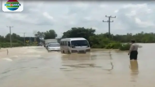 Jalan Sumatera Lintas Pantai Timur merupakan salah satu jalur menuju sejumlah kota di Sumatera dan Pulau Jawa.