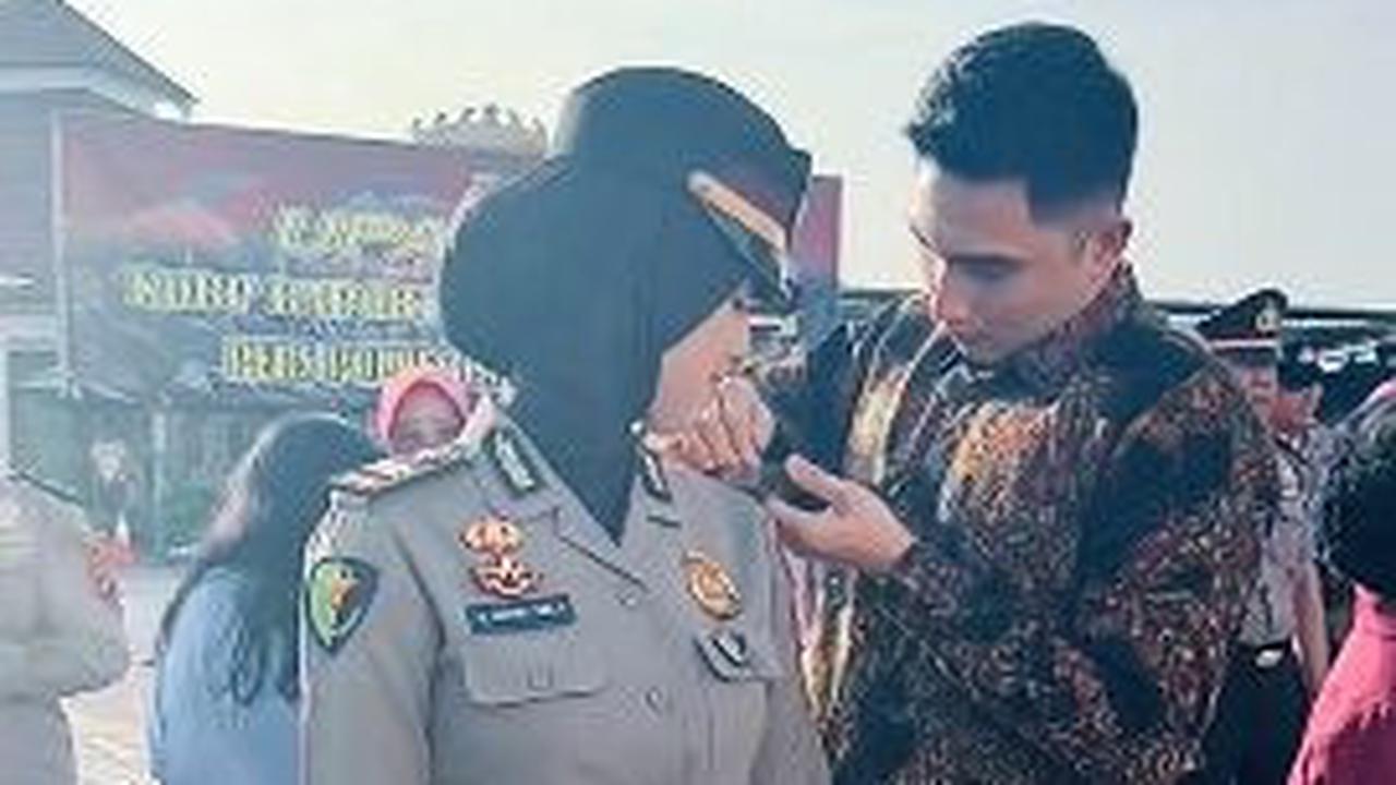 Momen romantis keduanya terlihat di video yang diunggah oleh akun TikTok @kararinpa beberapa waktu lalu.