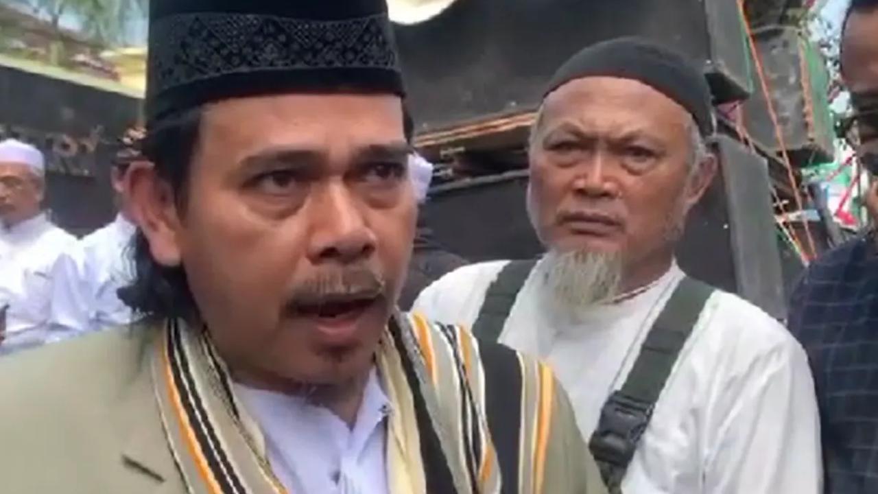 Rahmad Mahmudi dan kelompoknya meyakini Fahim Mawardi difitnah.