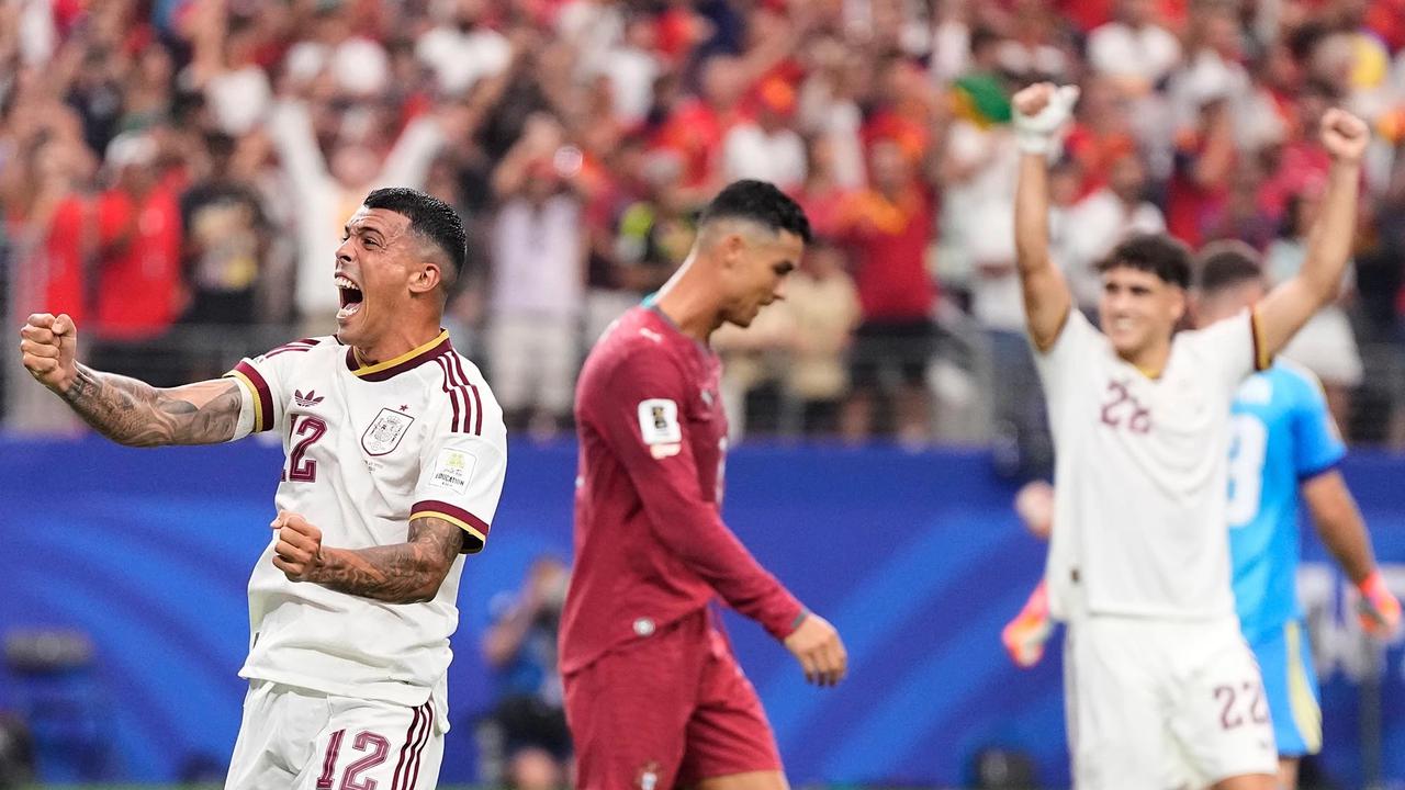 FOTO: Ronaldo Menangis Portugal Tersingkir dari Piala Dunia 2026