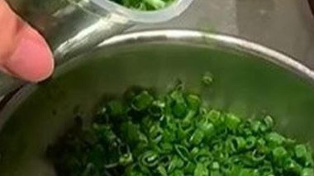 Proses Pembuatan Kopi Daun Bawang<br>