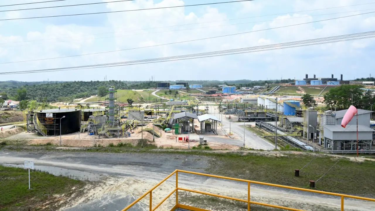 PT Pertamina Hulu Rokan (PHR), anak usaha PT Pertamina Hulu Energi (PHE), meresmikan Proyek Chemical Enhanced Oil Recovery (CEOR) Lapangan Minas Area A, di Zona Rokan.