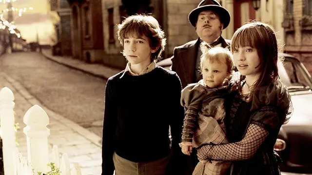Lemony Snicket's A Series of Unfortunate Events (2004)