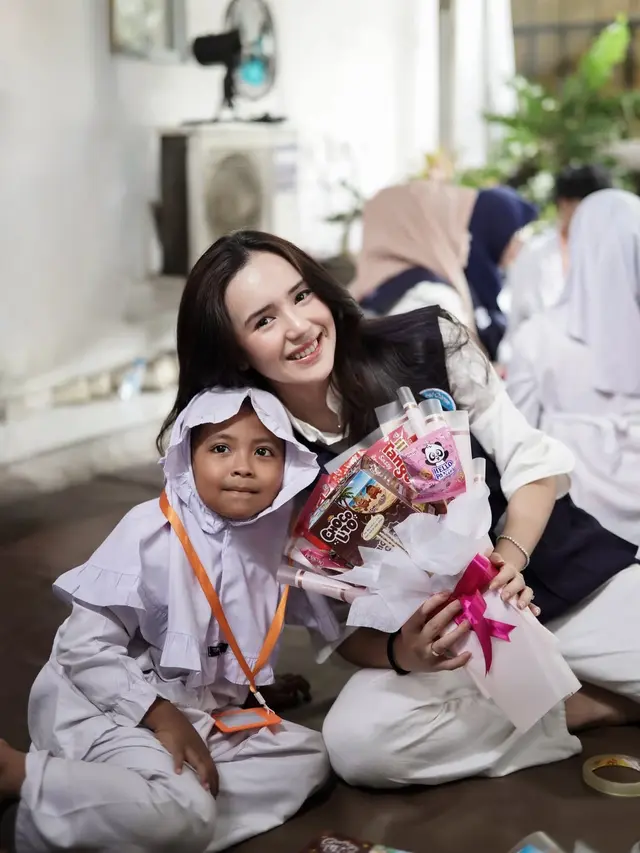 Beby Tsabina - instagram.com/bebytsabina