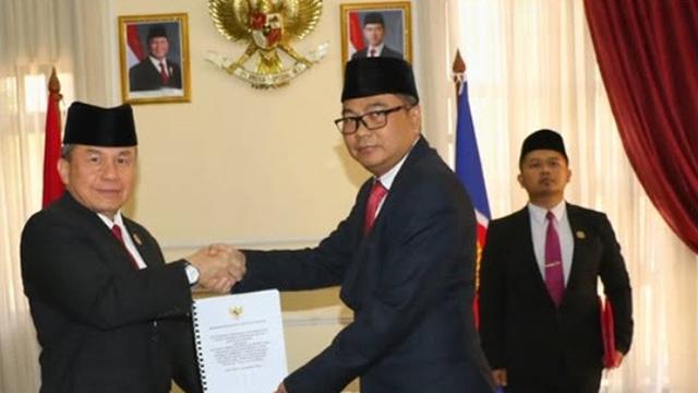 Serah terima jabatan Kepala Perwakilan Duta Besar LBBP RI Usra Hendra Harahap kepada kuasa usaha ad interim yang baru di KBRI Abuja.