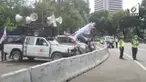 Puluhan ribu personel polisi disiagakan jelang demonstrasi buruh di depan istana.