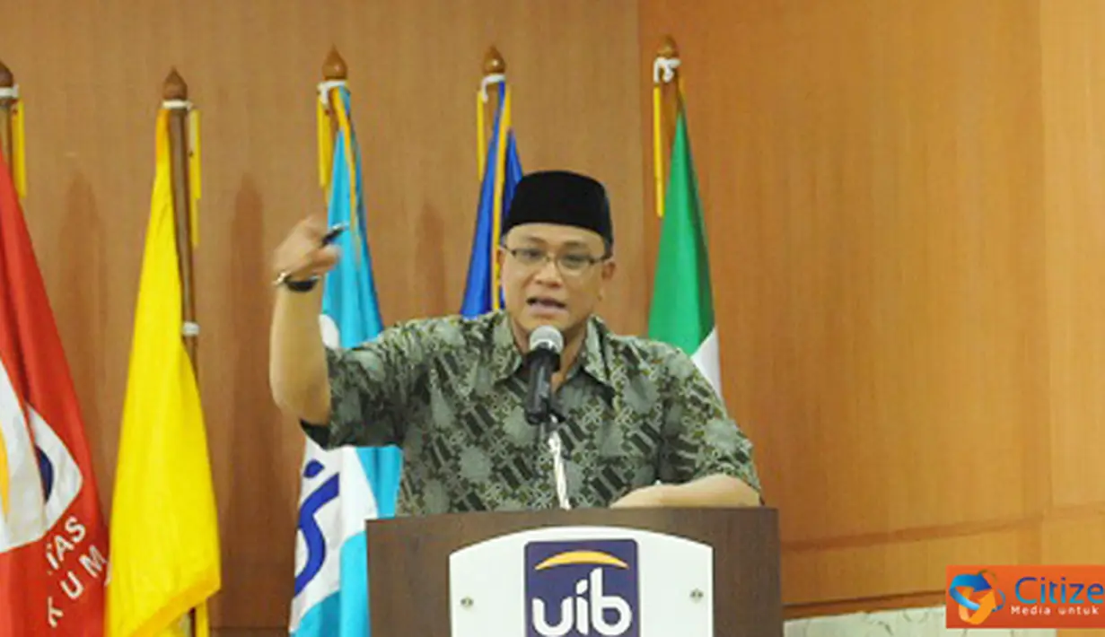 Citizen6, Batam: Kepala BNP2TKI Moh Jumhur Hidayat memberikan Kuliah Umum bagi ratusan civitas akademika Universitas Internasional Batam (UIB) di Batam, Rabu (1/8). (Pengirim: Affandi)