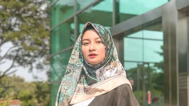 Pernah Dikabarkan dekat dengan Ridho DA, Ini 6 Potret Terbaru Shania Indriani