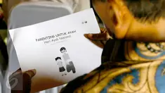 Sanggar Fortune dan Komunitas Rumah Pencerah (KRP) luncurkan materi pengayaan orangtua dan guru PAUD, Jakarta, Kamis (12/11/2015). Acara ini juga diadakan program latihan serta seminar bagi para ayah. (Liputan6.com/Yoppy Renato)