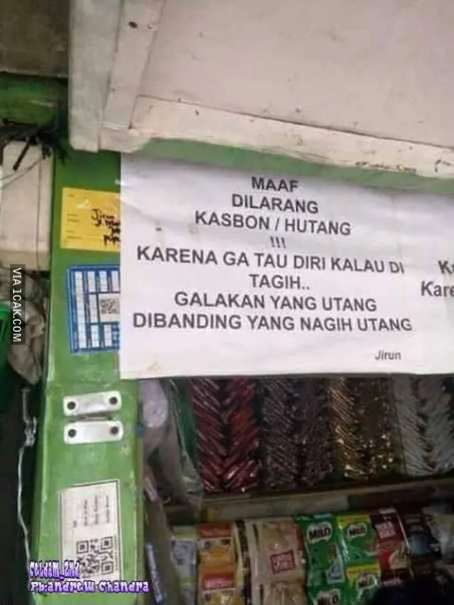 6 Tulisan Dilarang Utang di Warung Ini Bikin Ngakak