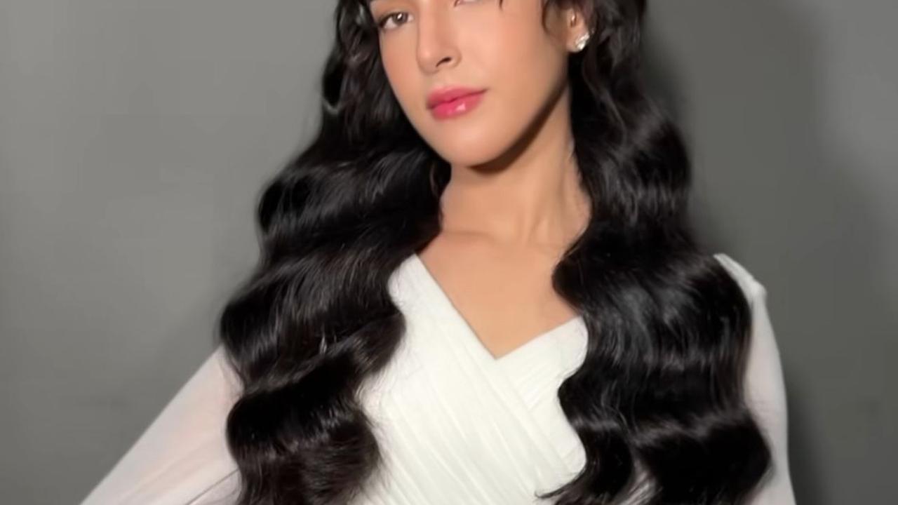 7 Potret Makeup Natural Tasya Farasya, Pesona yang Disebut Bidadari