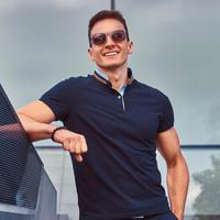 Polo Shirt Pria Kekinian untuk OOTD Santai yang Trendy, Checkout Sekarang!