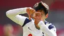 3. Son Heung-Min (Tottenham Hotspur) - Pemain asal Korea Selatan itu memborong empat gol kala menaklukkan Southampton dengan skor 5-2. Kini ia bertengger di posisi ke tiga daftar topskor sementara Liga Inggris. (Cath Ivill/Pool via AP)