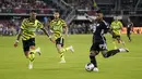 <p>Kemenangan ini menjadi yang pertama diraih Arsenal di masa pramusim, usai bermain imbang dengan Nuernberg 1-1. (AP Photo/Alex Brandon)</p>