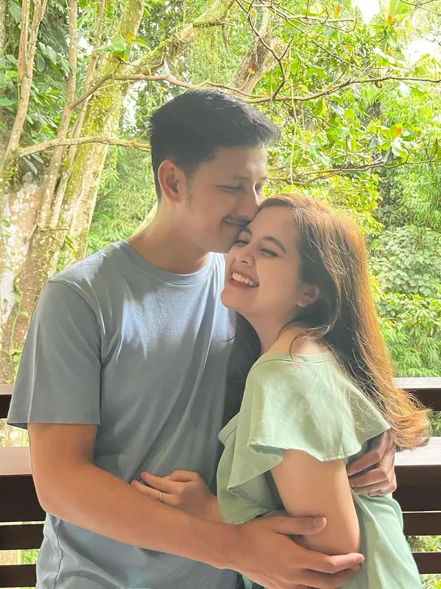 Tasya Kamila dan Randi Bachtiar. (Foto: Dok. Instagram @tasyakamila)