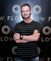 DJ ternama asal Belanda Dash Berlin memiliki kedekatan khusus dengan Syahrini. Bahkan kedekatan penyani dan DJ itu juga terlihat di akun media sosial. Keduanya beberapa kali memasang foto bersamanya. (Adrian Putra/Bintang.com)