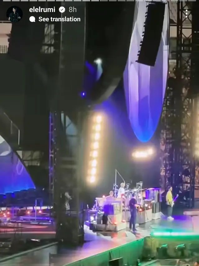 Artis Nonton Konser Coldplay di GBK