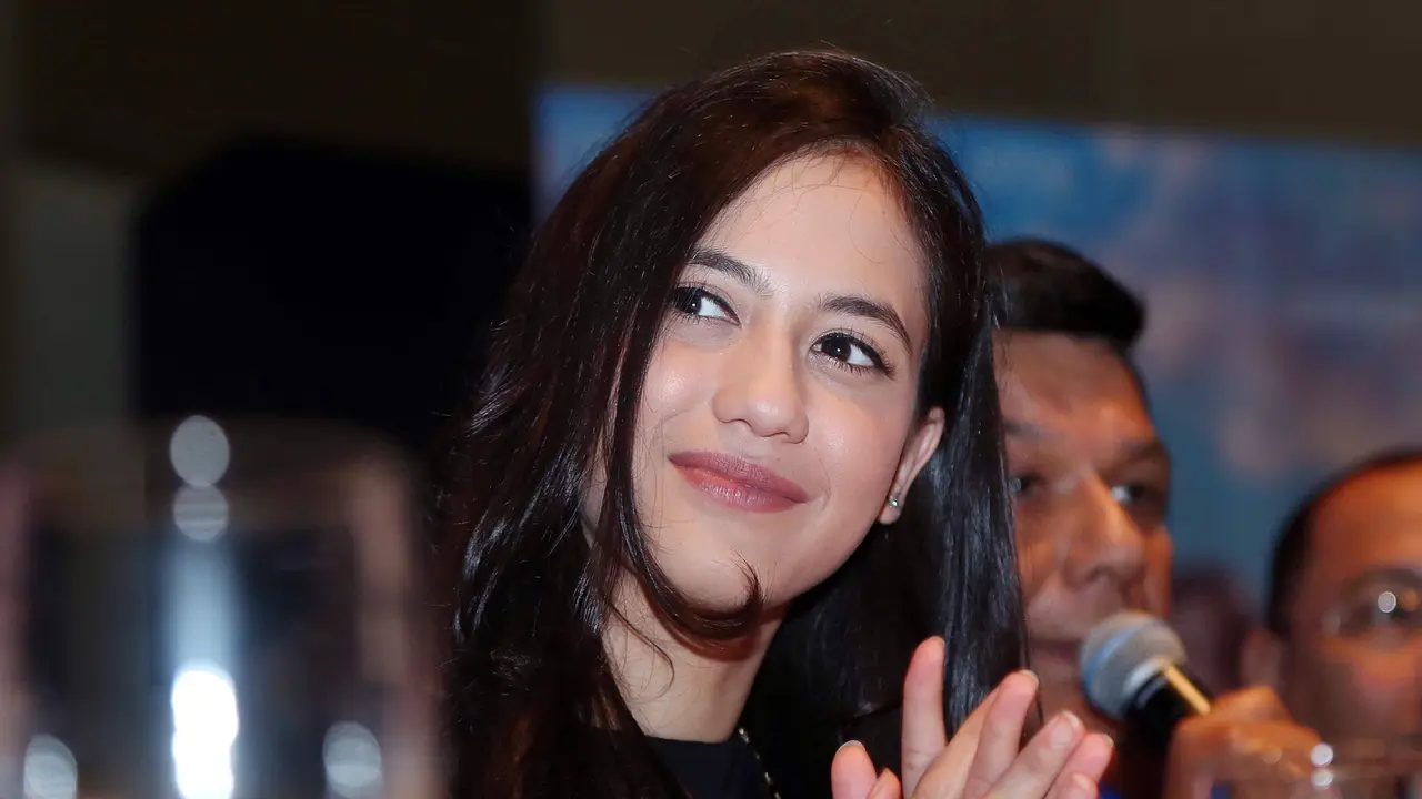 [Bintang] Pevita Pearce