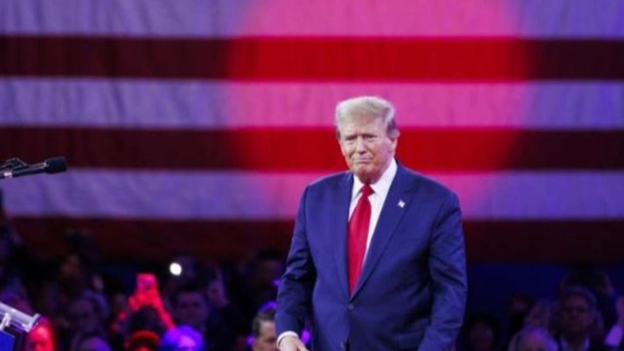 Trump Berharap Panggilan dengan Putin Akhiri Konflik Ukraina, Soroti Pertumpahan Darah!