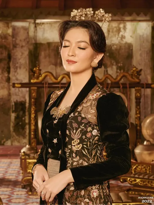 Selvi Ananda jalani pemotretan (Instagram/riomotret)