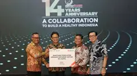 Bantuan peralatan operasi untuk RS Apung diserahkan secara langsung oleh Menteri Kesehatan Budi Gunadi Sadikin, Menteri Hukum dan Hak Asasi Manusia (HAM) Yasonna Laoly dan Direktur Institutional Banking BNI Muhammad Iqbal di Jakarta, Minggu (18/11/2023).