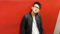 Aksi Istri Aming Saat Momong Anak Bikin Netizen Gemas