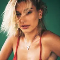 Sementara itu Hailey Baldwin selalu ingin menikah muda karena itu adalah jalan hidup yang selama ini ia impikan. (instagram/haileybaldwin)