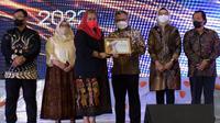 Kementerian Koordinator Bidang Perekonomian mendapat apresiasi di ajang the 7th PR Indonesia Award (PRIA) dengan meraih penghargaan pada kategori Terpopuler di Media Cetak 2021. (Dok ekon.go.id)